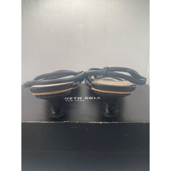 Size 7.5 Wide - Dolce Vita Bev Wide - Black main image 8
